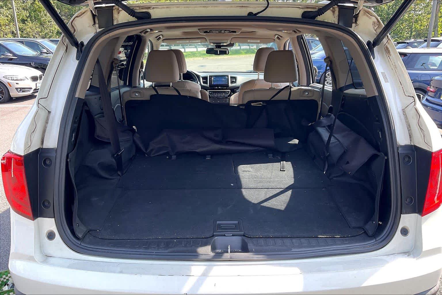 Used 2016 Honda Pilot Elite image 35