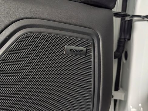 New 2026 Porsche Macan Turbo image 28