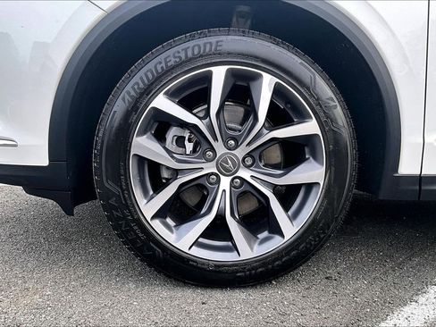 Used 2023 Acura MDX SH-AWD w/ Technology Package image 9