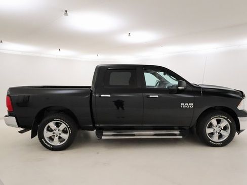 Used 2017 RAM 1500 Big Horn image 2