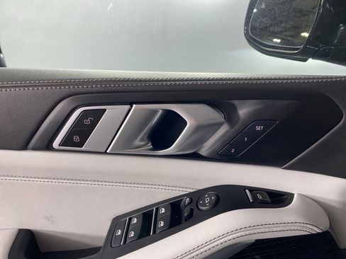 Certified 2025 BMW X5 xDrive40i w/ M Sport Package image 13