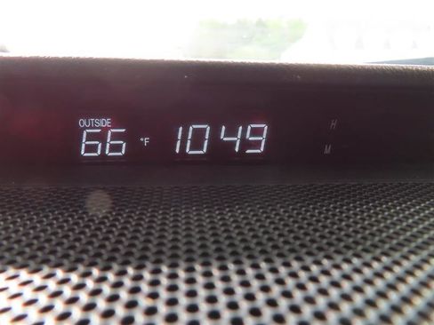 Used 2014 Toyota Sequoia Limited image 25