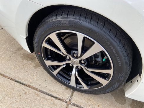 Used 2018 Nissan Maxima 3.5 SL image 30