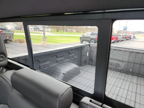 Used 2019 Chevrolet Silverado 1500 LTZ image 24