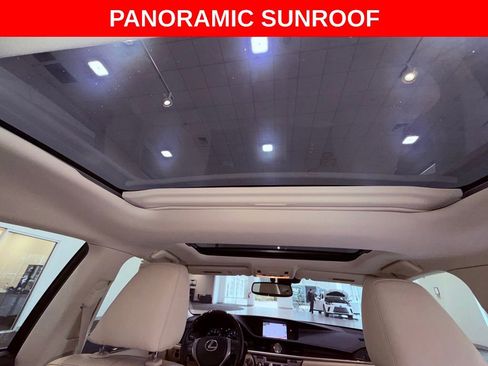 Used 2015 Lexus ES 350 w/ Ultra Luxury Package image 11