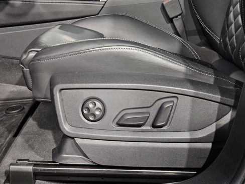 Certified 2024 Audi SQ5 Prestige AWD/4WD image 23