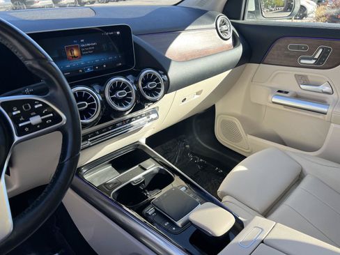 Used 2021 Mercedes-Benz GLA 250 4MATIC image 7