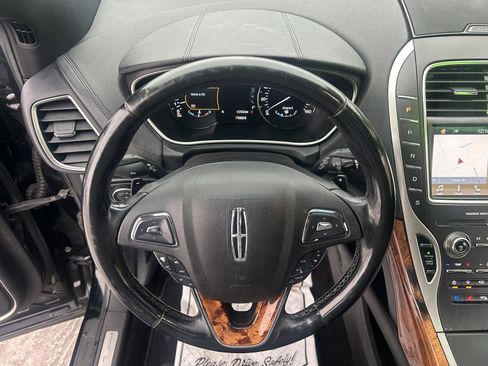 Used 2017 Lincoln MKX Reserve w/ Lincoln MKX Climate Package image 14