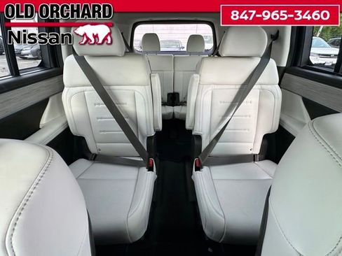 Used 2025 Hyundai Santa Fe Calligraphy AWD/4WD image 12