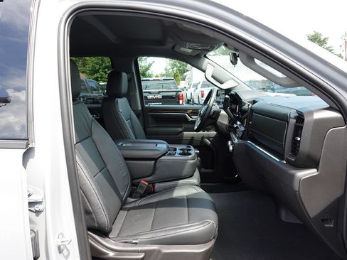 Used 2024 GMC Sierra 1500 Elevation AWD/4WD image 28
