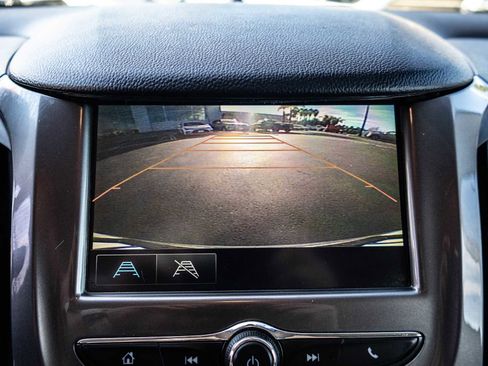 Used 2017 Chevrolet Cruze LT image 29