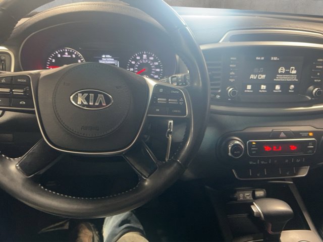Used 2019 Kia Sorento S AWD/4WD image 2