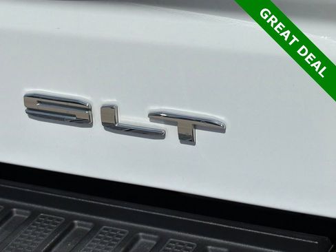 Used 2024 GMC Sierra 1500 SLT w/ SLT Premium Plus Package AWD/4WD image 8