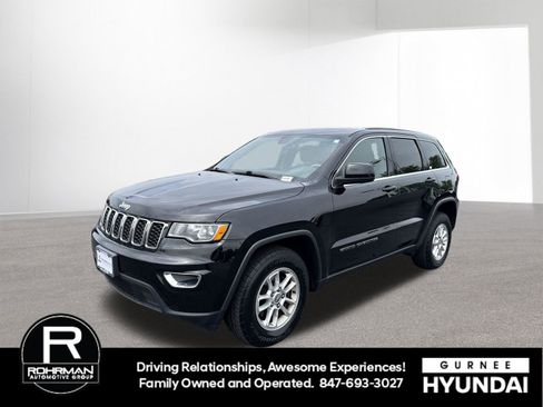 Used 2018 Jeep Grand Cherokee Laredo AWD/4WD image 1