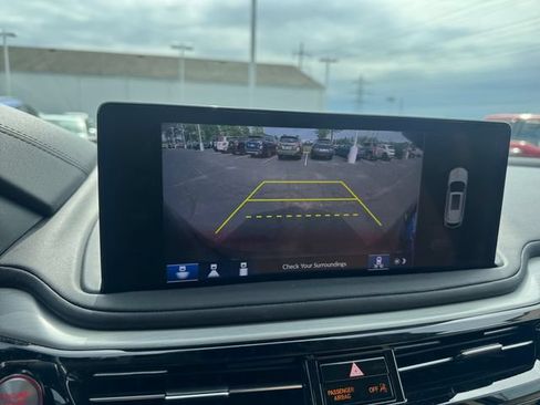 Used 2025 Acura MDX SH-AWD w/ Technology Package image 22