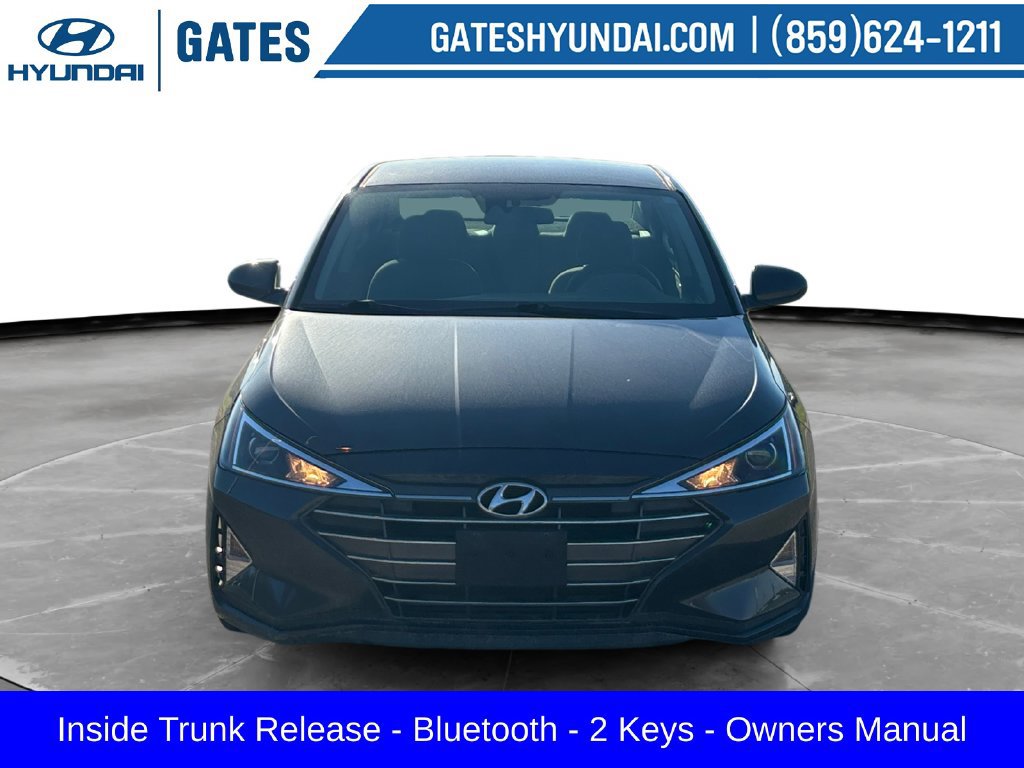 Used 2020 Hyundai Elantra SE FWD image 4