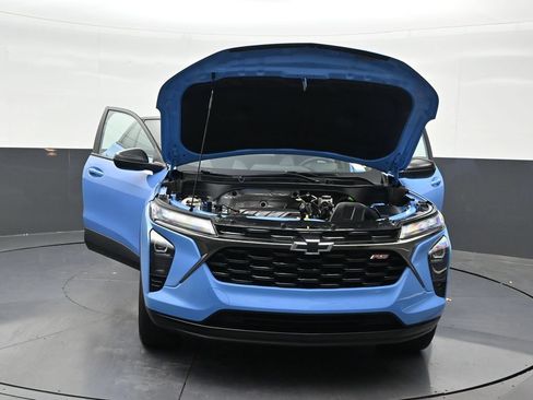 Used 2024 Chevrolet Trax RS FWD image 33