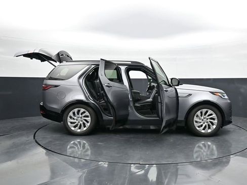 Used 2023 Land Rover Discovery S R-Dynamic AWD/4WD image 44