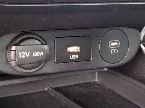 Certified 2025 Hyundai Elantra Sport FWD image 16