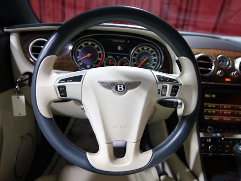 Used 2013 Bentley Continental GT w/ Color Specification Pkg image 15