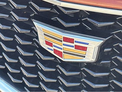 Used 2019 Cadillac XT4 Sport FWD image 38
