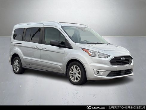Used 2020 Ford Transit Connect XLT image 2