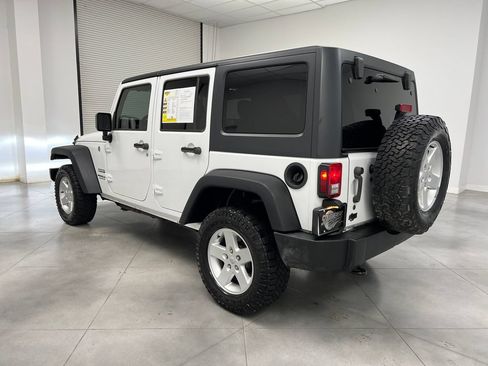 Used 2017 Jeep Wrangler Unlimited Sport w/ Quick Order Package 24S AWD/4WD image 5