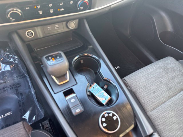 Used 2021 Nissan Rogue S AWD/4WD image 58
