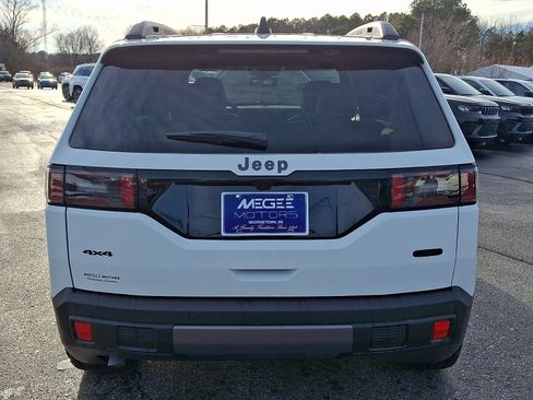 New 2026 Jeep Cherokee Overland w/ Trailer Tow Group image 5