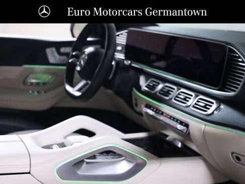 Used 2025 Mercedes-Benz GLS 450 4MATIC w/ AMG Line Exterior image 65