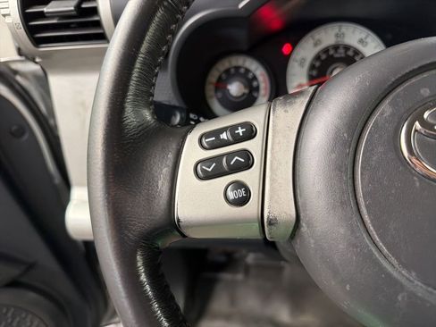 Used 2007 Toyota FJ Cruiser 4WD image 15