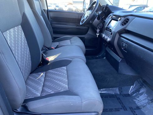 Used 2018 Toyota Tundra SR image 8