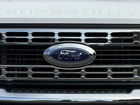 New 2025 Ford F350 XL w/ XL Chrome Package image 43