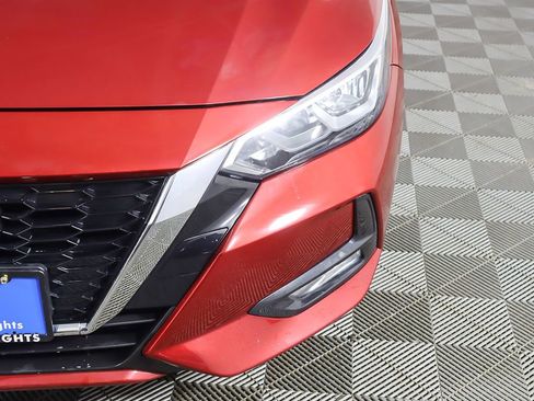 Used 2022 Nissan Sentra SV FWD image 12