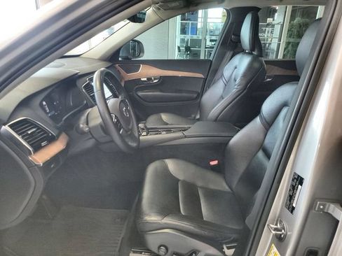 Used 2023 Volvo XC90 B6 Plus w/ Protection Package Premier AWD/4WD image 12