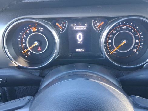 Used 2018 Jeep Wrangler Unlimited Sport S image 9