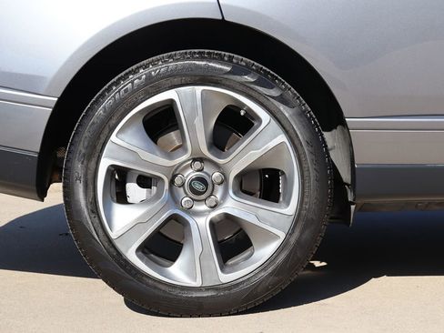 Used 2020 Land Rover Range Rover Long Wheelbase HSE image 58