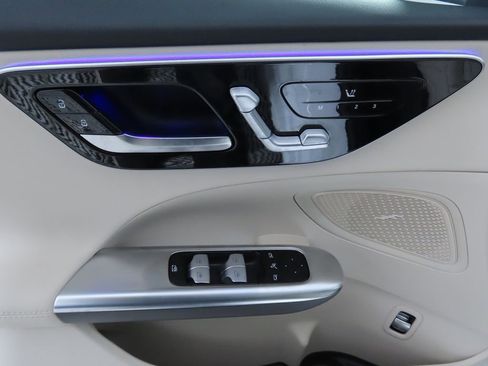 Certified 2025 Mercedes-Benz C 300 Sedan image 24