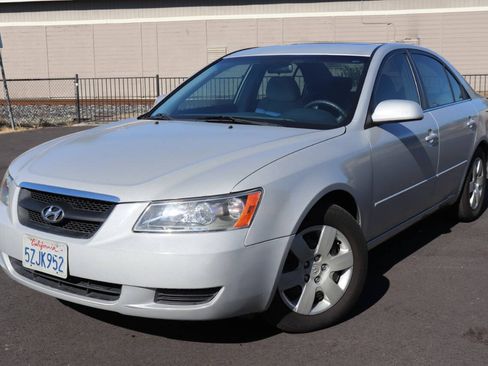 Used 2008 Hyundai Sonata GLS FWD image 4
