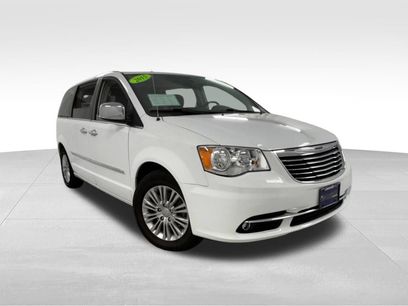 Used 2015 Chrysler Town & Country Touring-L w/ Driver Convenience Group