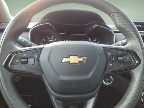 Used 2023 Chevrolet TrailBlazer LT w/ Driver Confidence Package FWD image 24