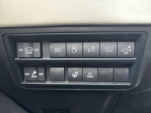 Certified 2024 Toyota Sequoia Capstone image 17