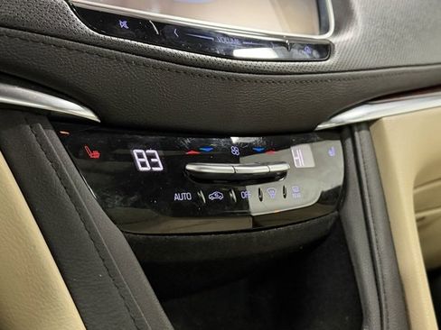 Used 2019 Cadillac XT5 Luxury image 19