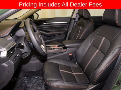 Certified 2025 Nissan Altima 2.5 SR FWD image 10