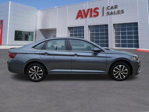 Used 2025 Volkswagen Jetta S FWD image 6