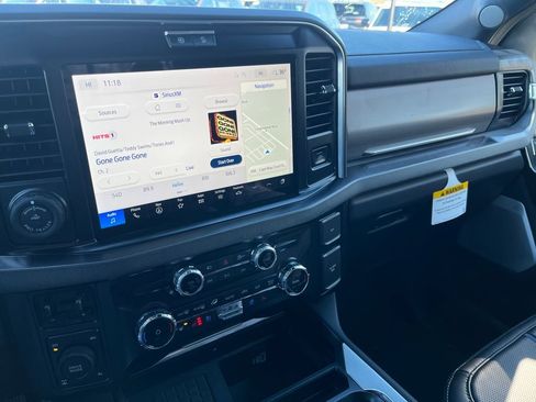 New 2026 Ford F250 Platinum image 17