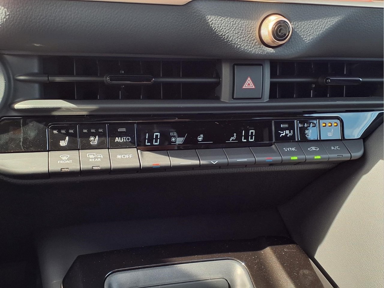 New 2026 Toyota Crown Platinum AWD/4WD image 17