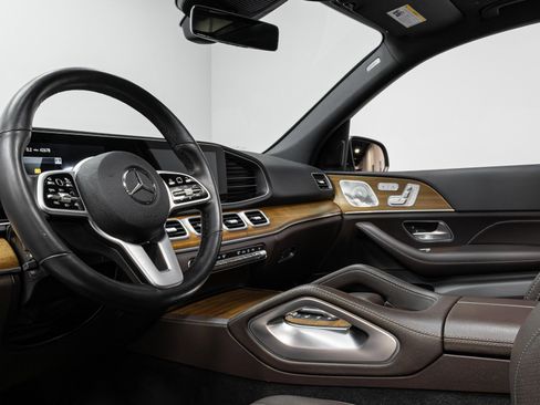 Used 2021 Mercedes-Benz GLE 350 4MATIC image 6