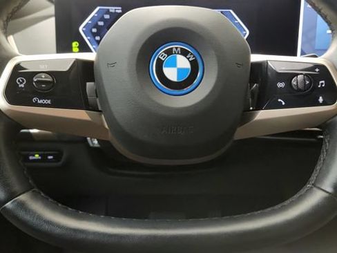 Used 2024 BMW iX xDrive50 w/ Premium Package AWD/4WD image 59