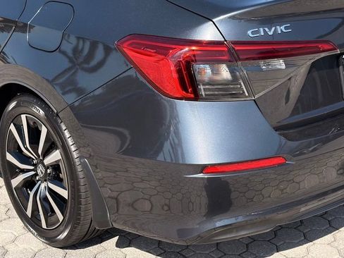 Used 2024 Honda Civic EX image 17
